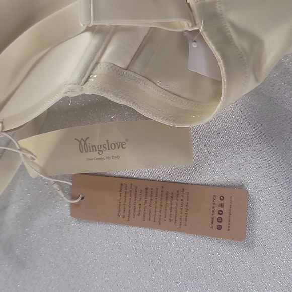 Wingsglove Strapless Multi-way Contour Underwire Bra Beige - Picture 9 of 16